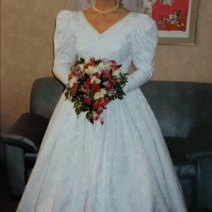 Vintage wedding dress 1995